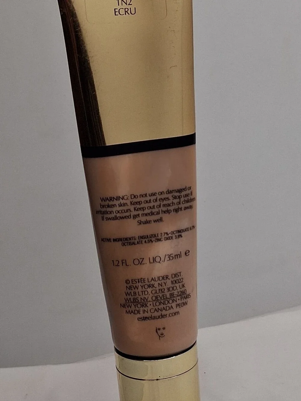 Futurist Hydra 1N2 ECRU RescueMoisturizing Foundation SPF 45/new